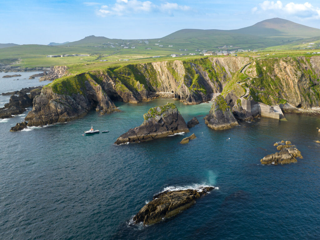 Large costal cliffs and blue ocean