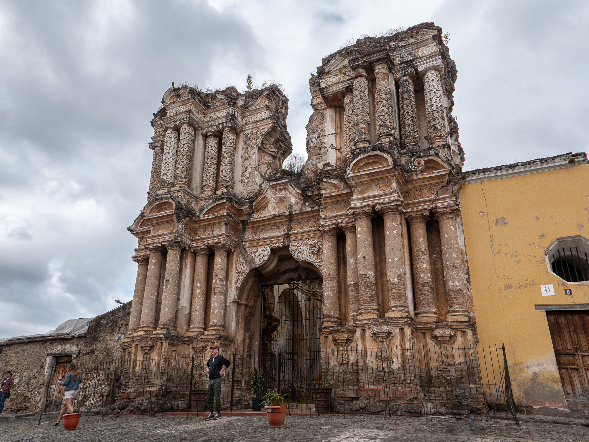 Explore Antigua's Architecture